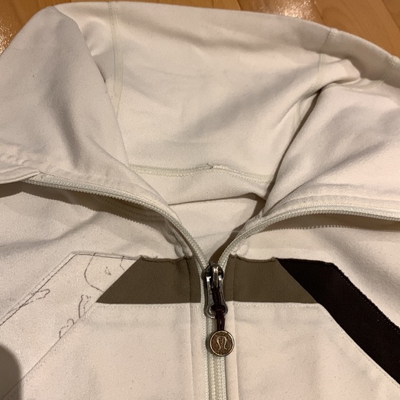 Lululemon Off White/Brown/Black Stride Luon Origami Jacket -Size 8 - Picture 13 of 16